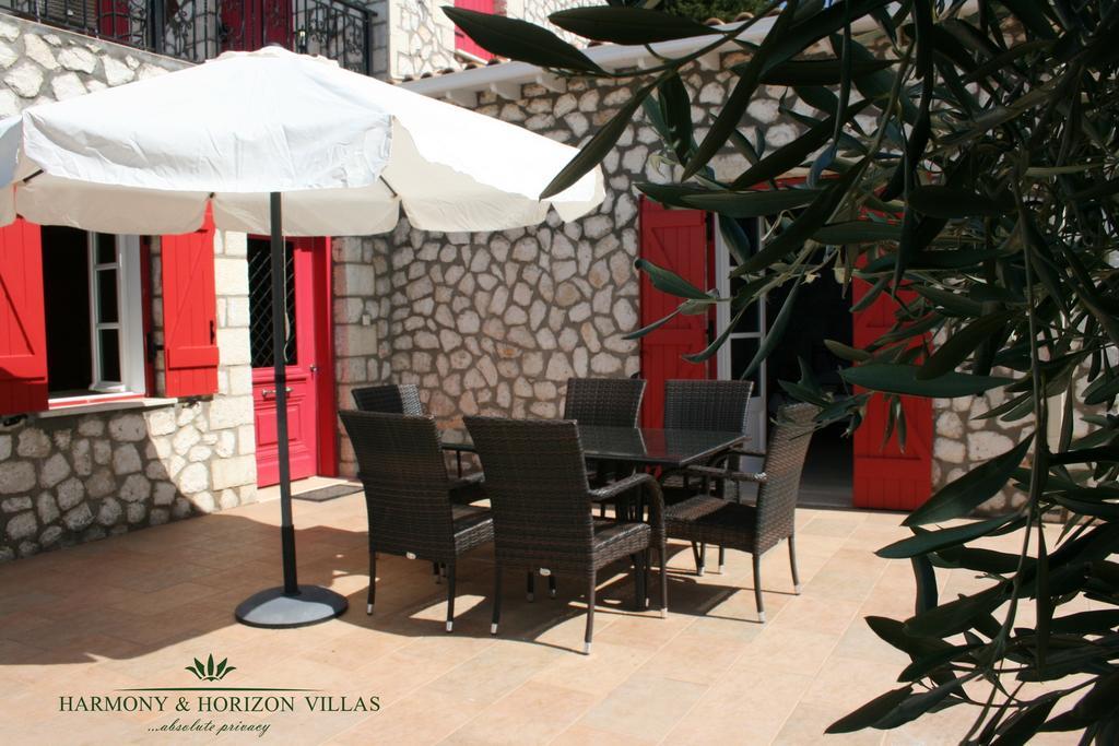 Harmony And Horizon Villas Athanion Bagian luar foto