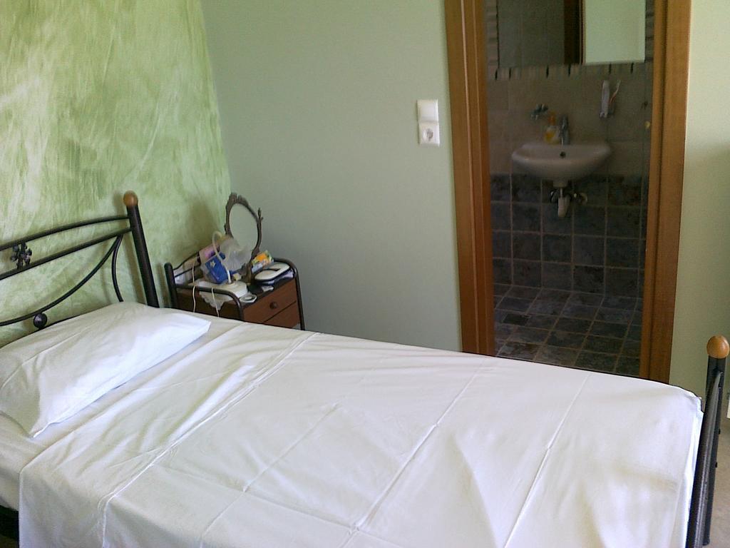 Harmony And Horizon Villas Athanion Bagian luar foto
