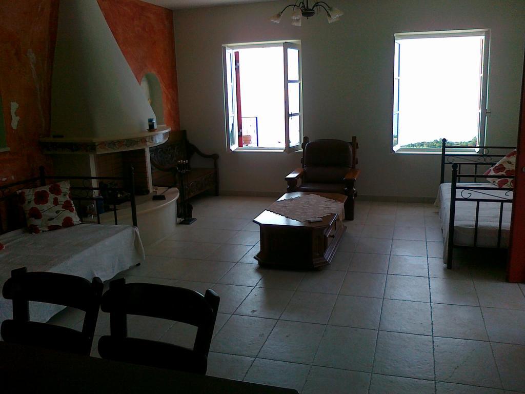 Harmony And Horizon Villas Athanion Bagian luar foto