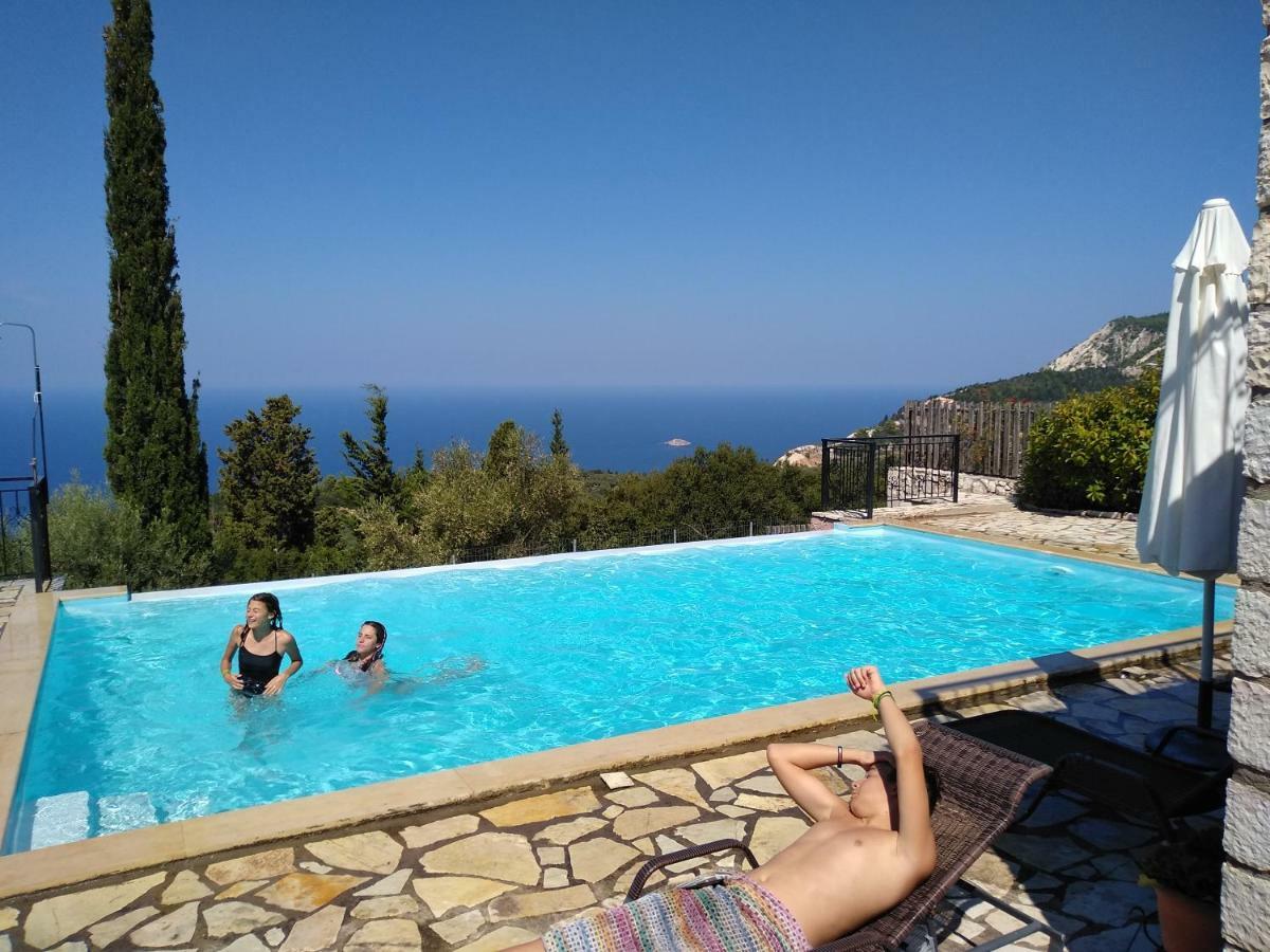 Harmony And Horizon Villas Athanion Bagian luar foto