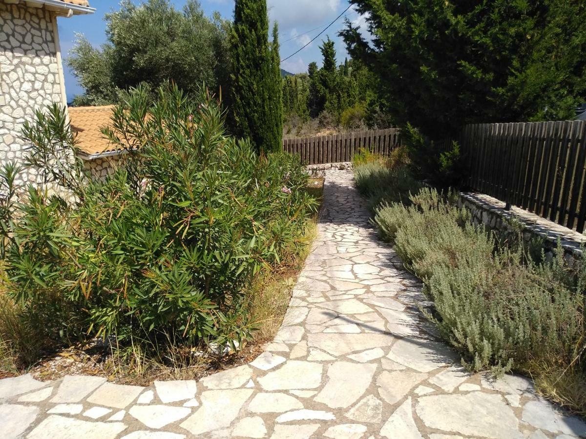 Harmony And Horizon Villas Athanion Bagian luar foto